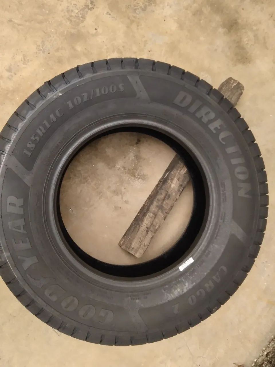 Pneu Goodyear  - Foto 3