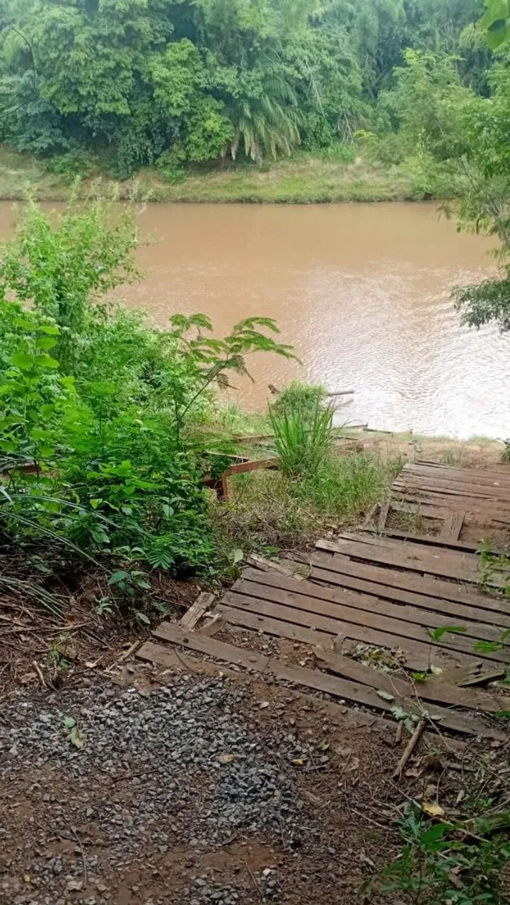 Terreno na beira do Rio Miranda 