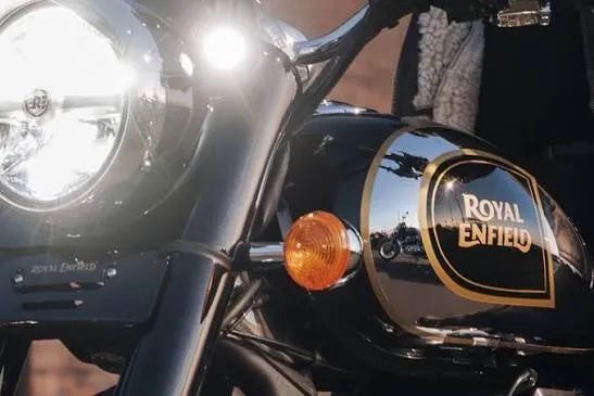 Classic 650CC Chrome Black com apenas 300KM  - Foto 2