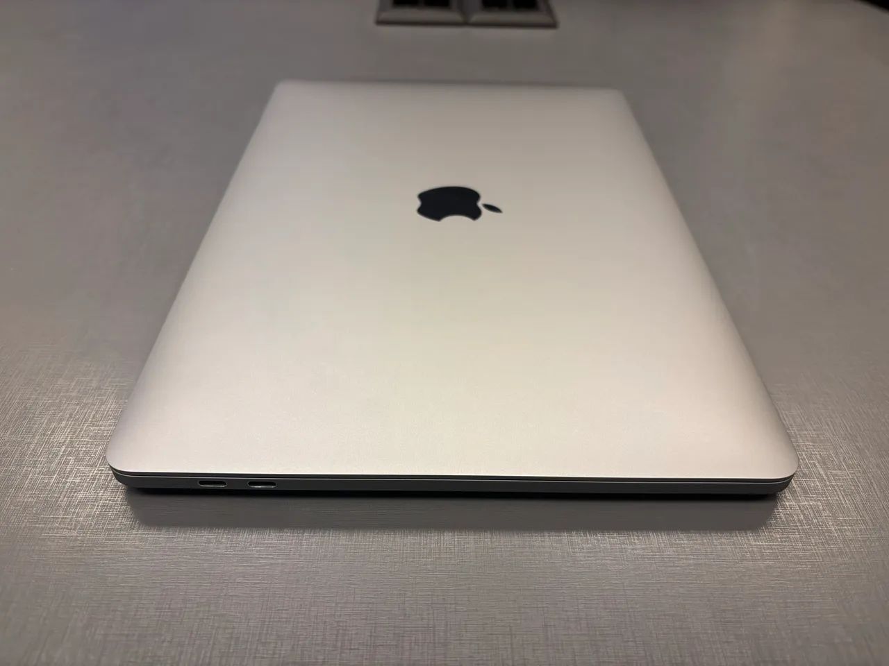 Macbook Pro 2020 13 M1 8gb 256gb SSD C/Caixa - Notebooks - Jardim