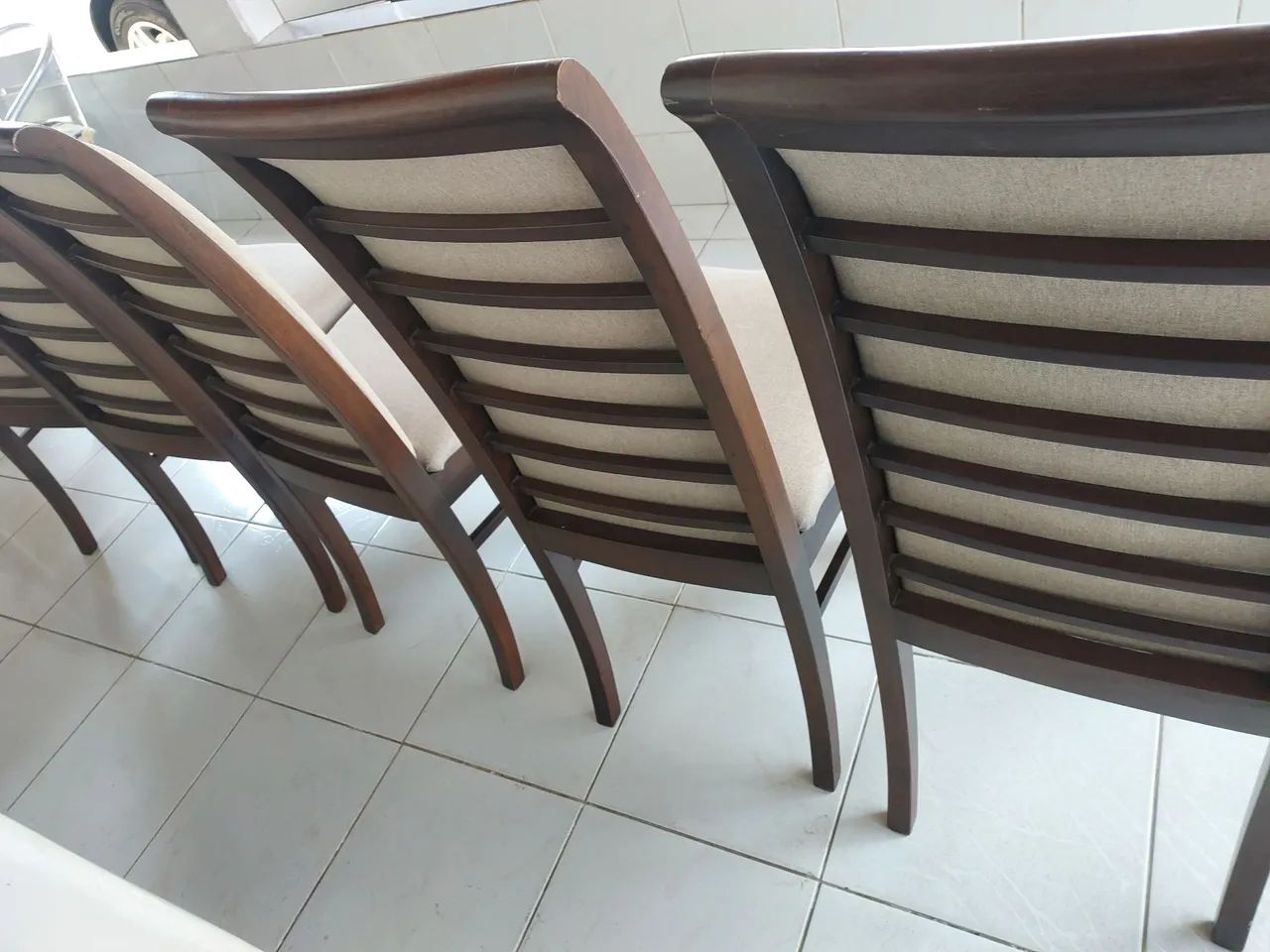 5 Cadeiras da Mesa de Jantar - Foto 2