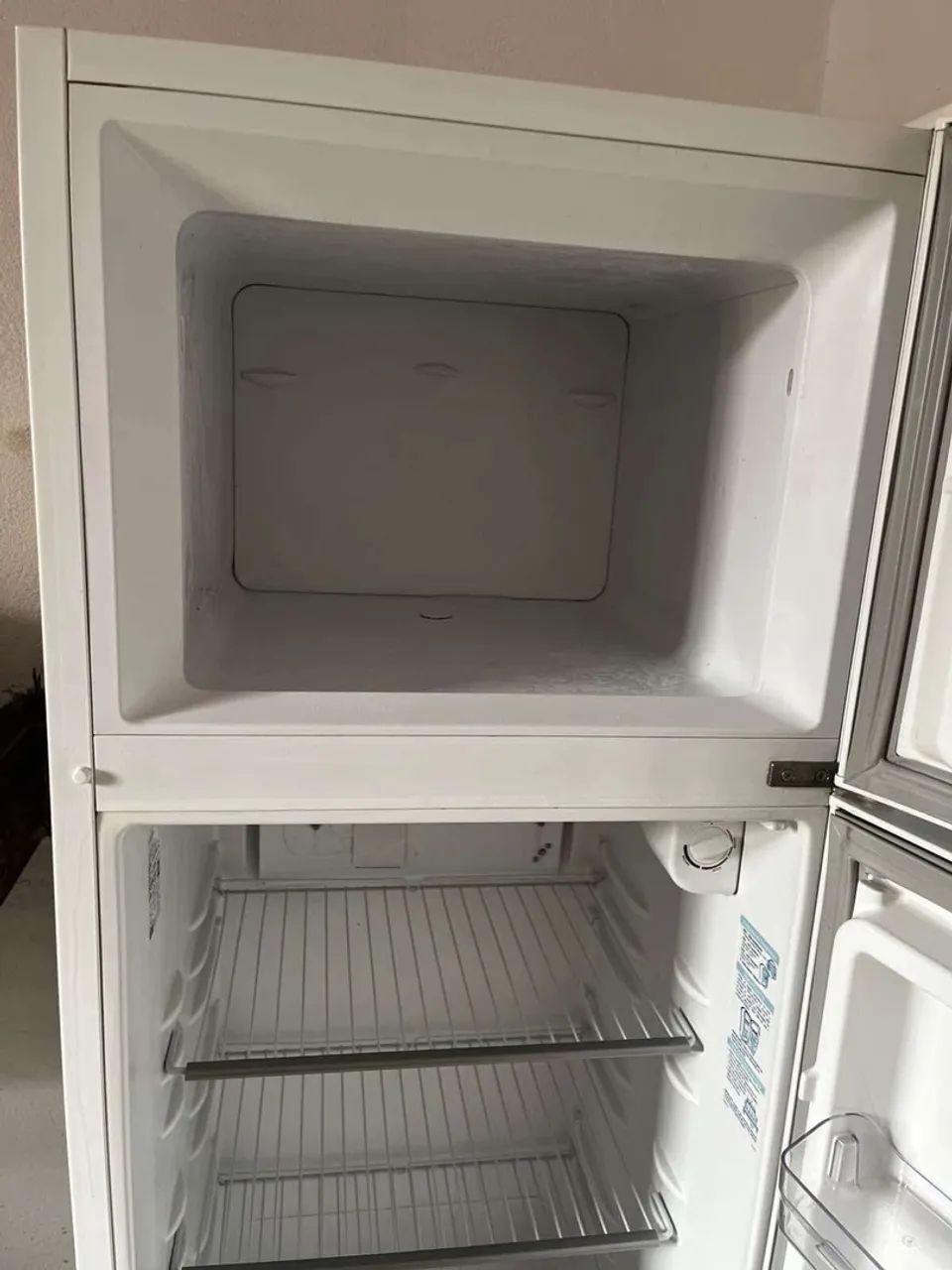 GELADEIRA ELETROLUX 220v - Foto 4