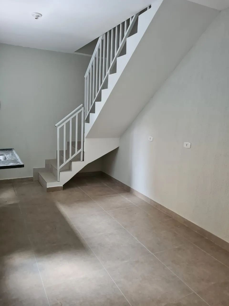 Sobrado para alugar com 50m² e 2 quartos
