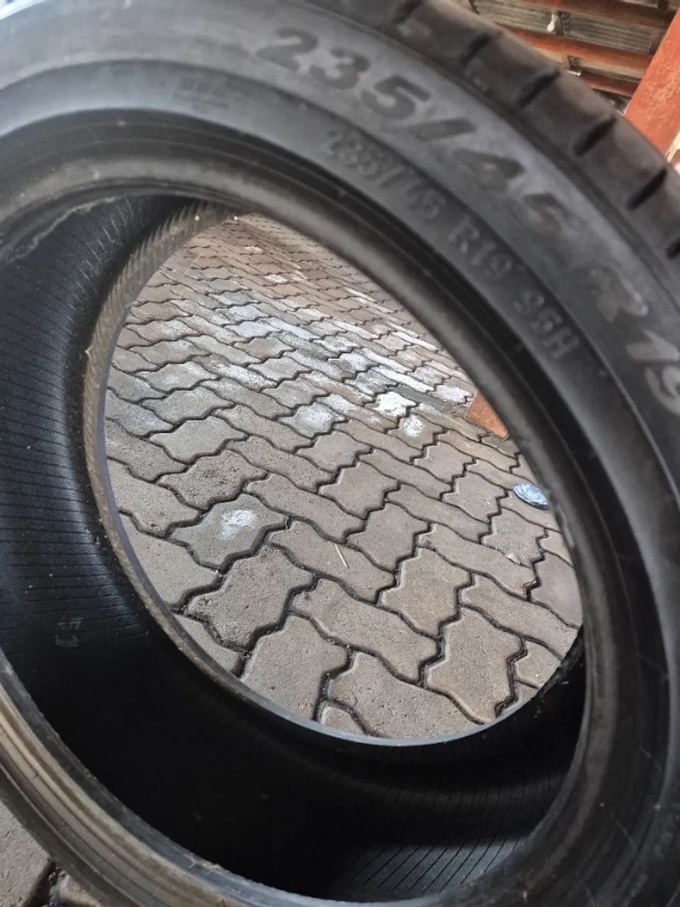 4 Pneus 235/45/19 Pirelli Scorpion seminovo - Foto 3
