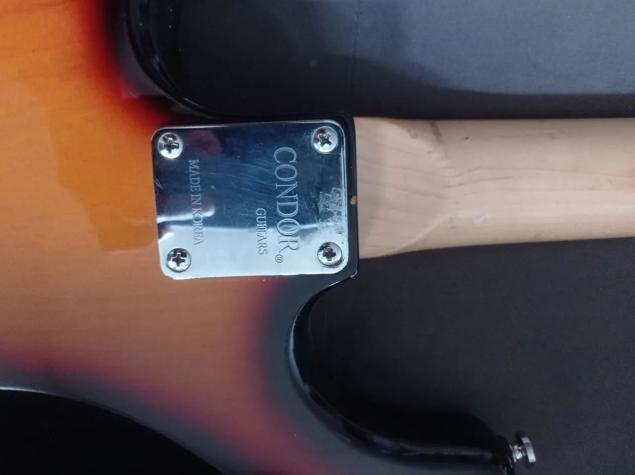 Guitarra autografada  - Foto 6