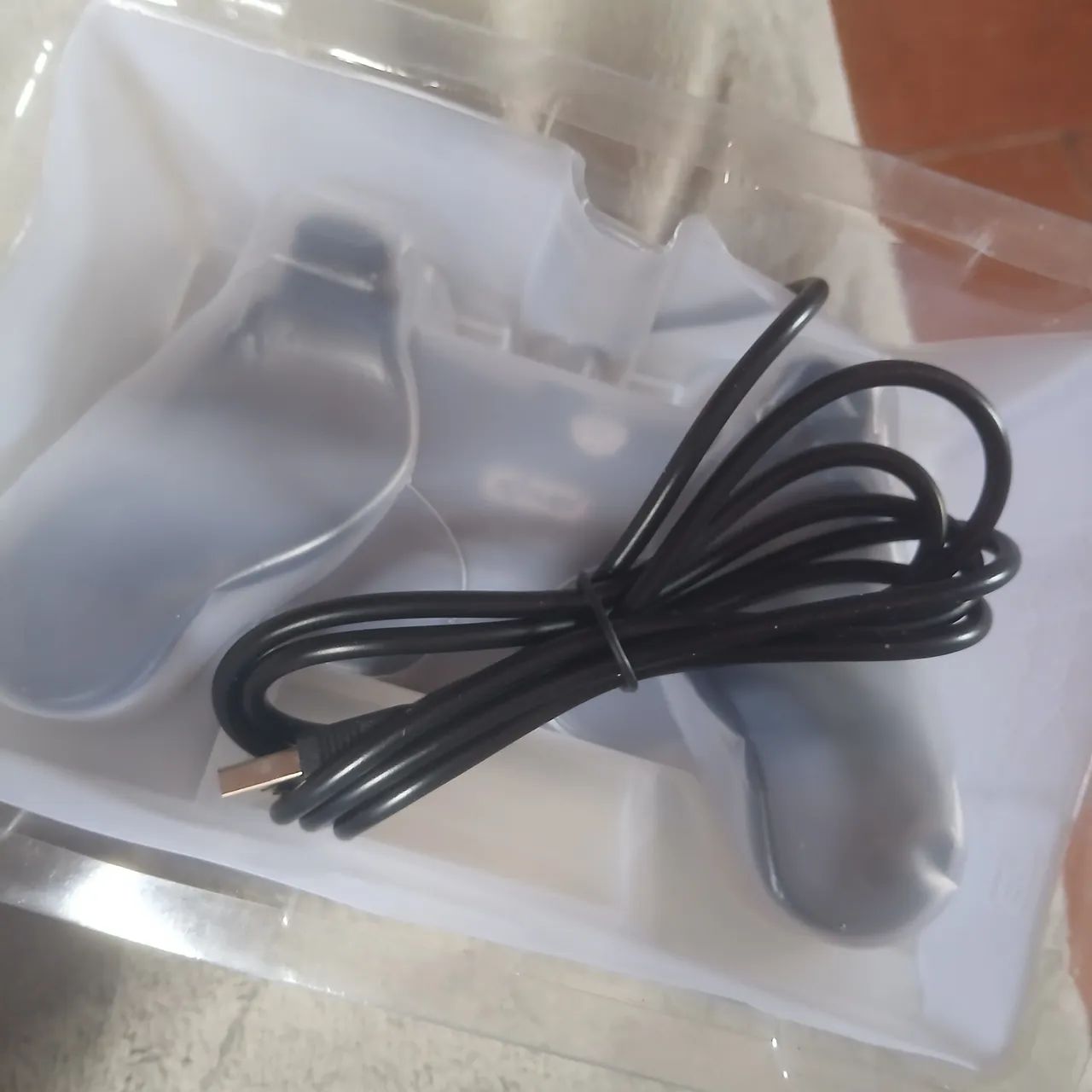 1 Controle com fio para PS3 e PC - Foto 2