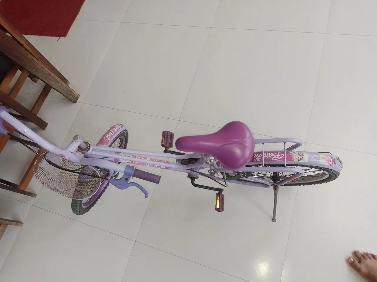 Bicicleta aro 20 feminina cor roxa - Foto 4