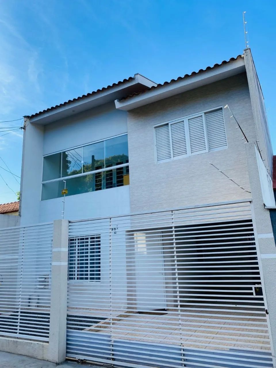 Casa à venda em Jardim São Francisco, Maringá-PR