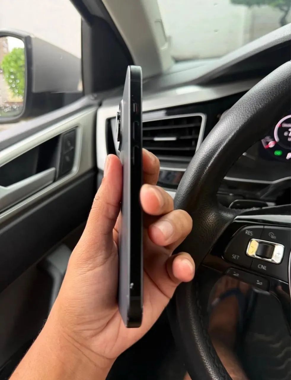 IPHONE 15 || 128 GIGAS || 81% saúde de bateria  - Foto 2