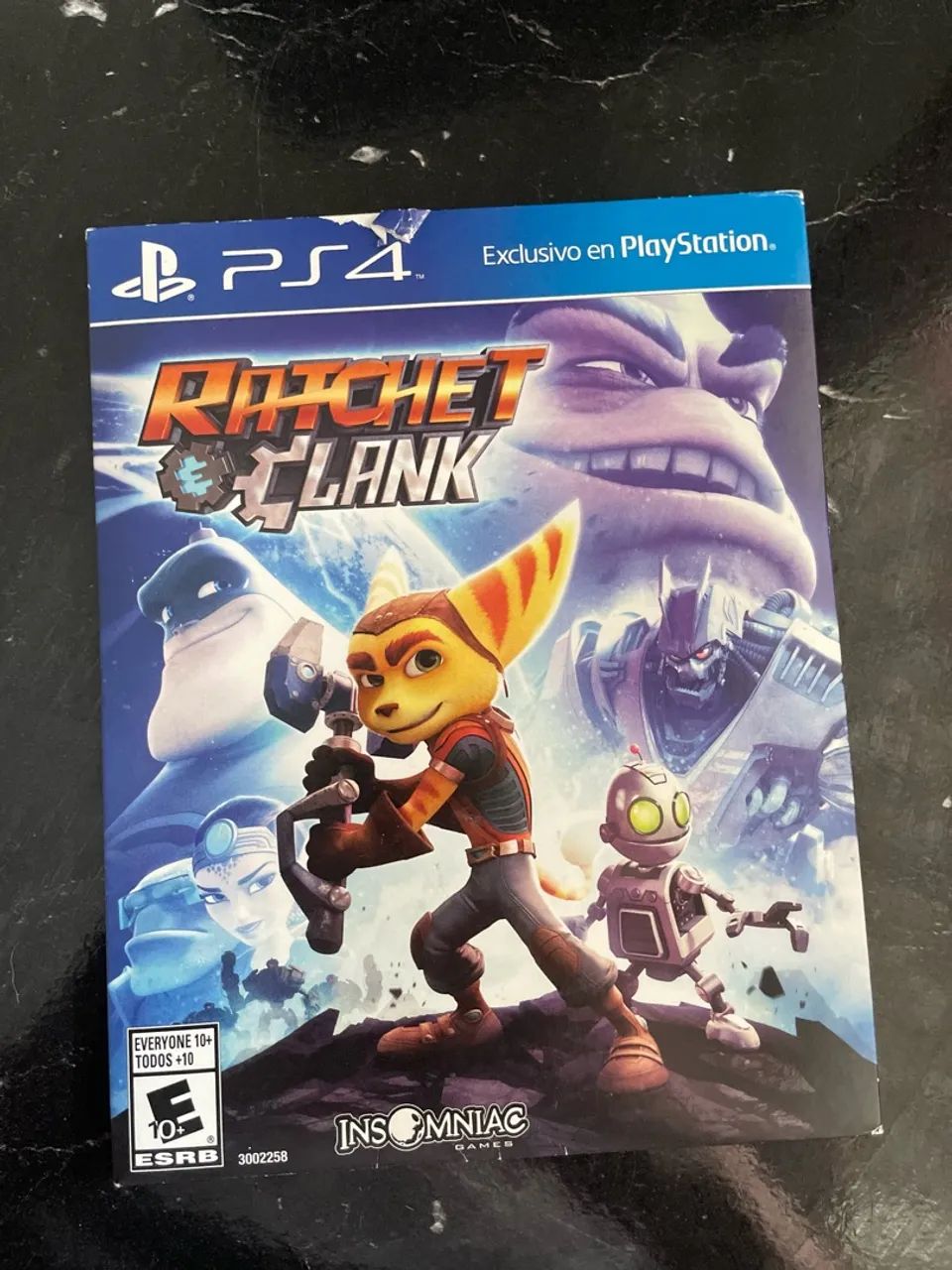 PS4 Slim 500GB + Controle Original + Ratchet & Clank - Foto 4
