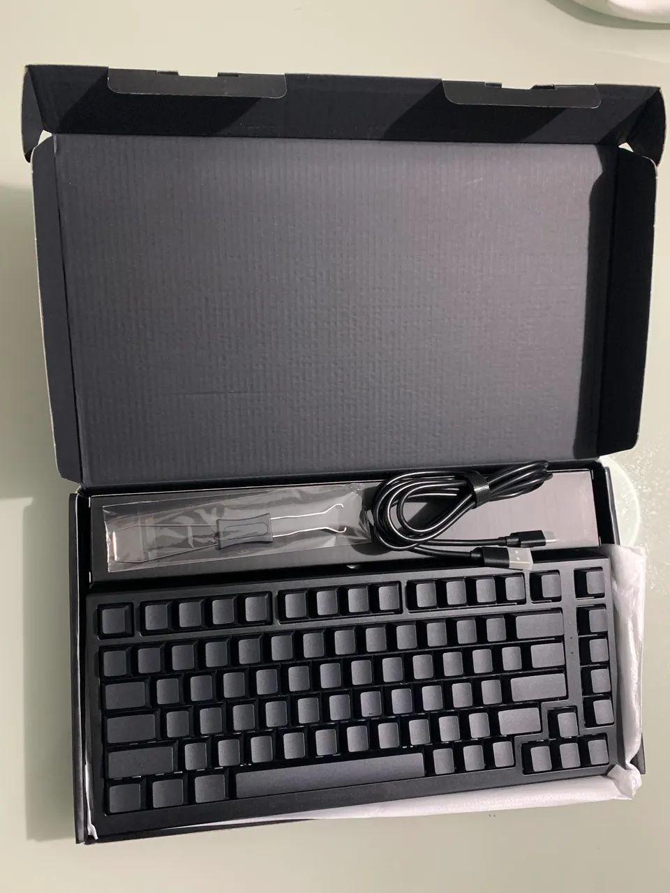 Teclado magnético AKKO TAC75 HE