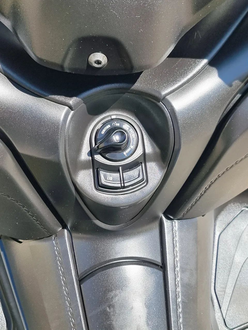 Yamaha XMAX 250 - Foto 3