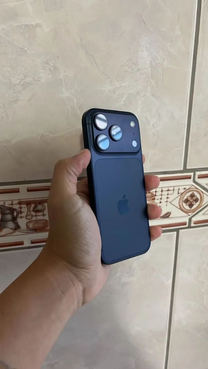 Iphone 17 Pro Max 256gb Bateria 100% - Foto 3