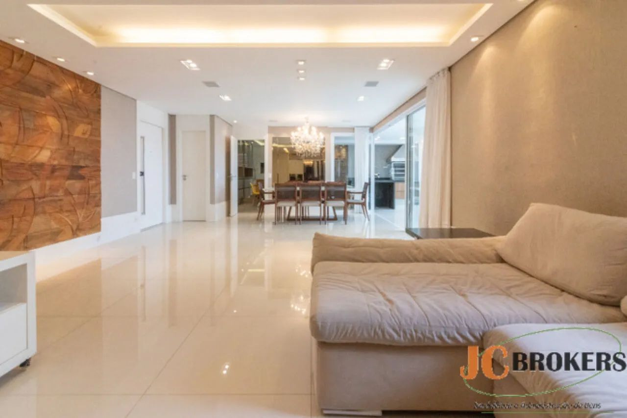 Apartamento com 194m² de área útil, 3 suítes, 4 vagas - Foto 5