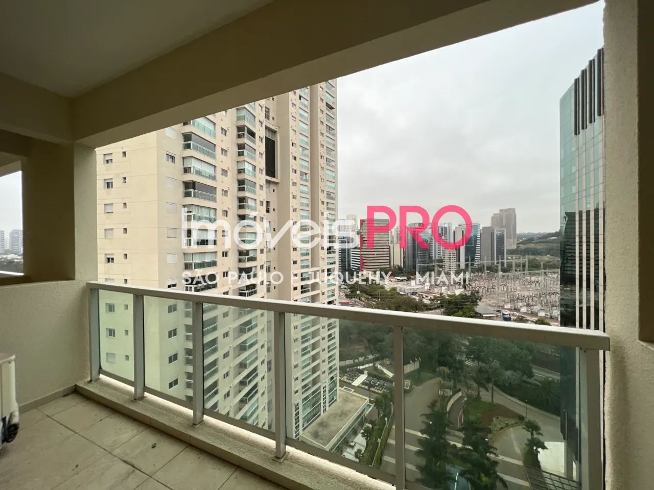 Conjunto comercial com 42,5m² com banheiro e 1 vaga na Berrini - Foto 5