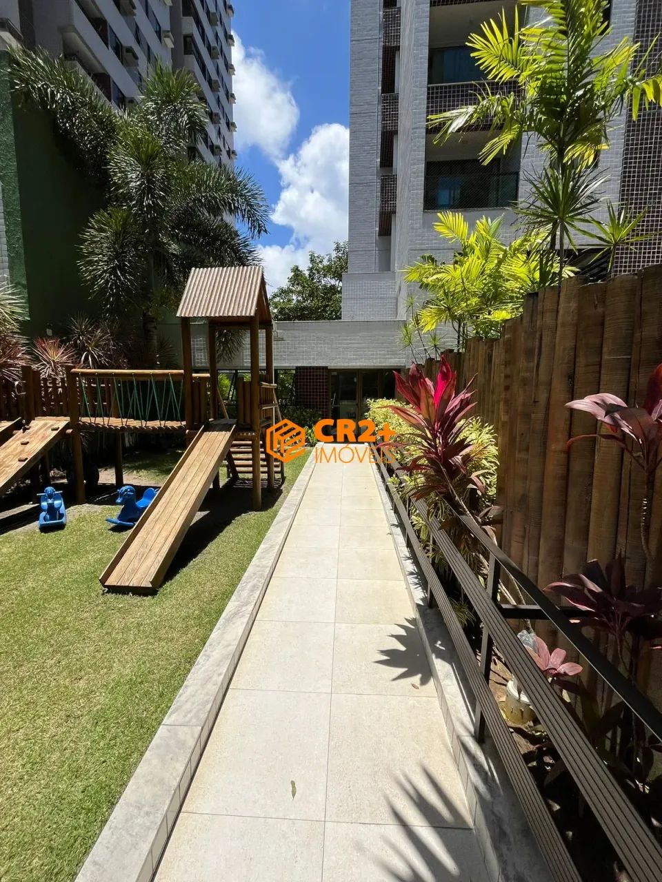 Vendo Apartamento com 2 quartos- 56m² Espinheiro. - Foto 5