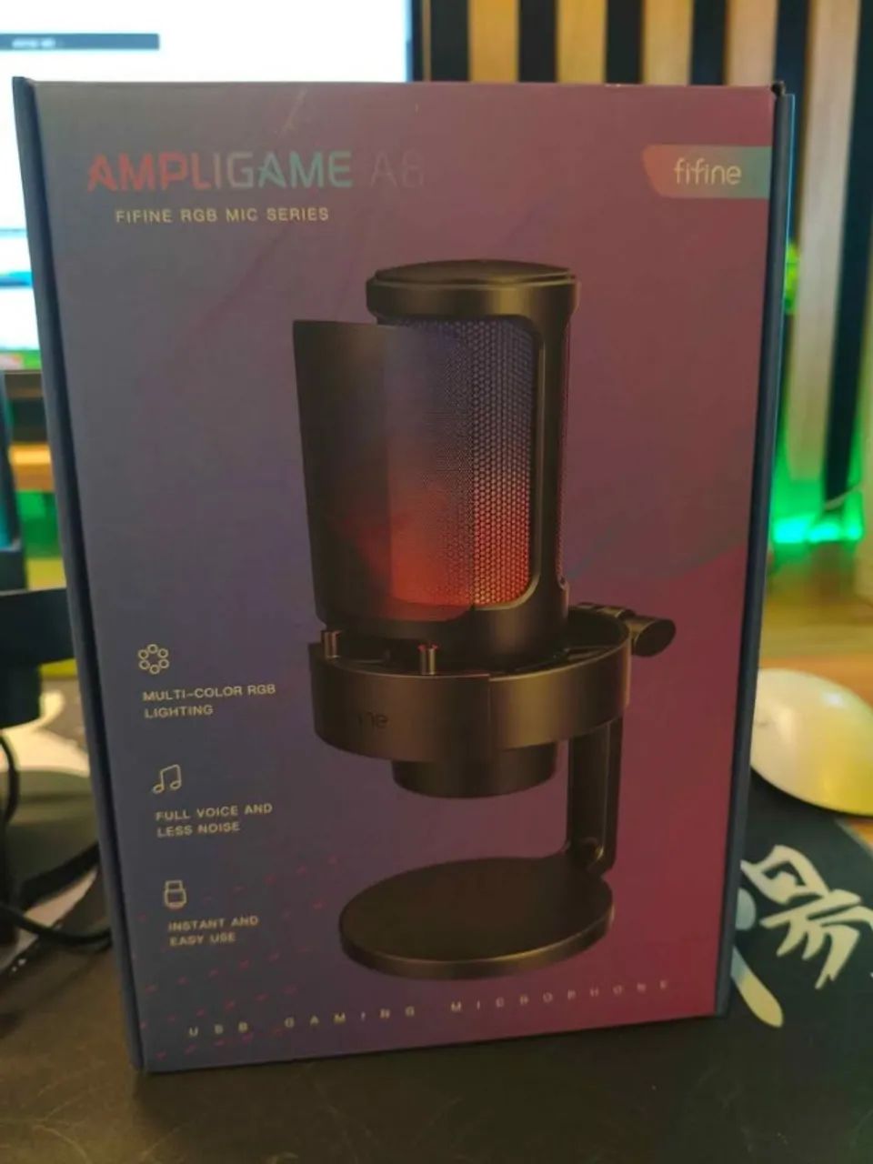 microfone403953832491765760