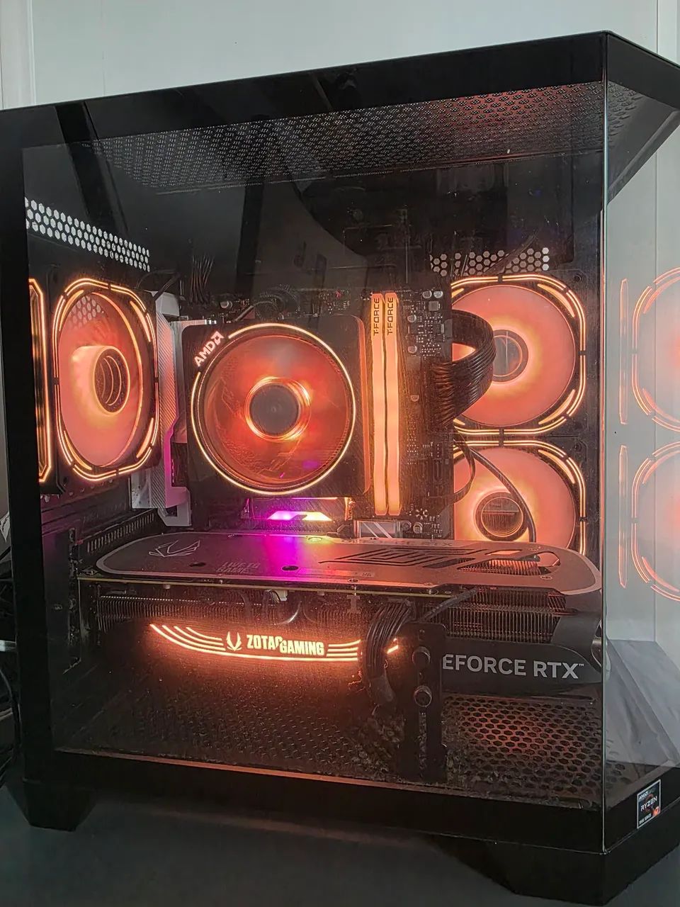 Pc gamer - ryzen 7 e 4070 super