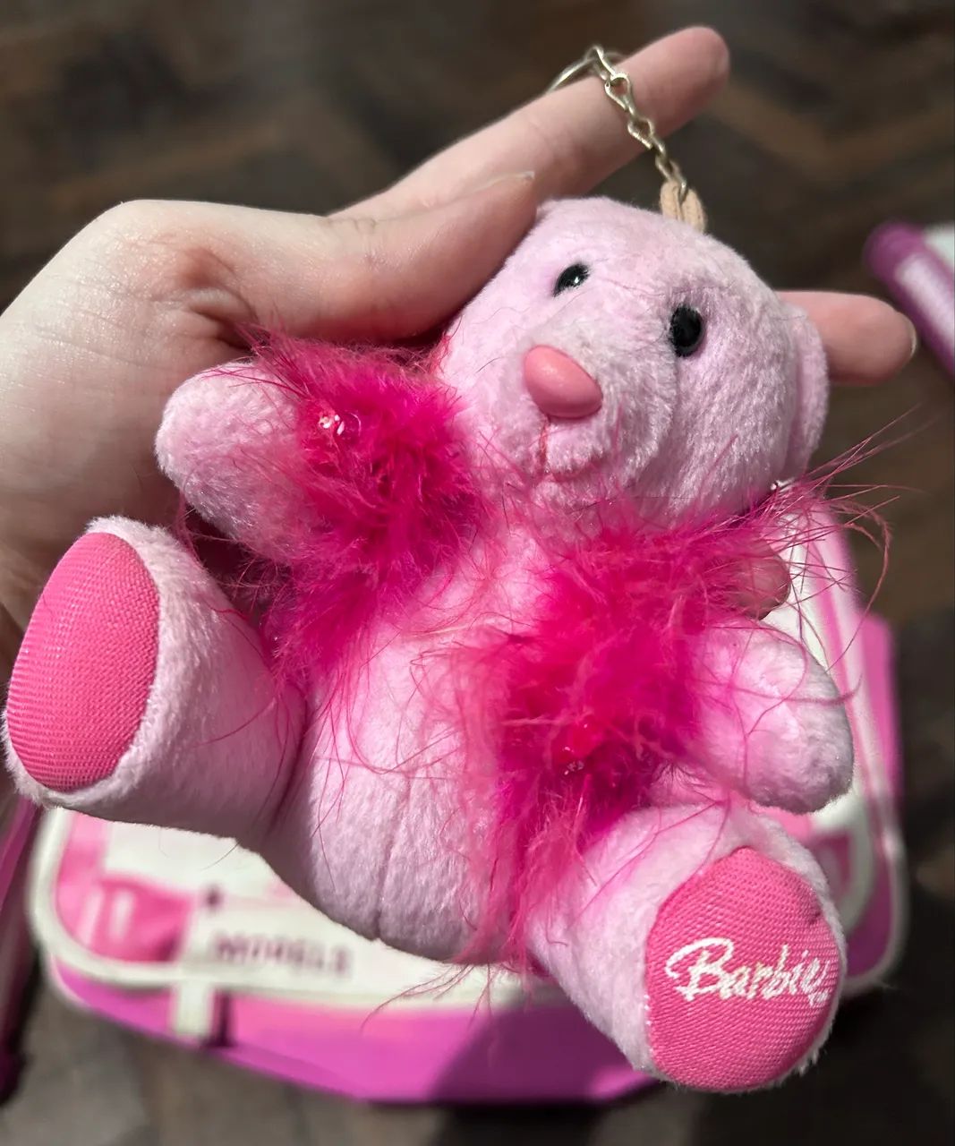 Mochila da Barbie e chaveiro - Originais  - Foto 3