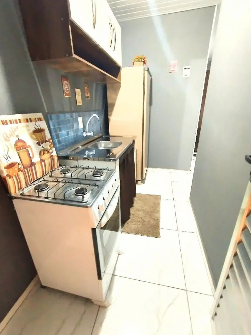Kitnet mobiliada para homens - Foto 2