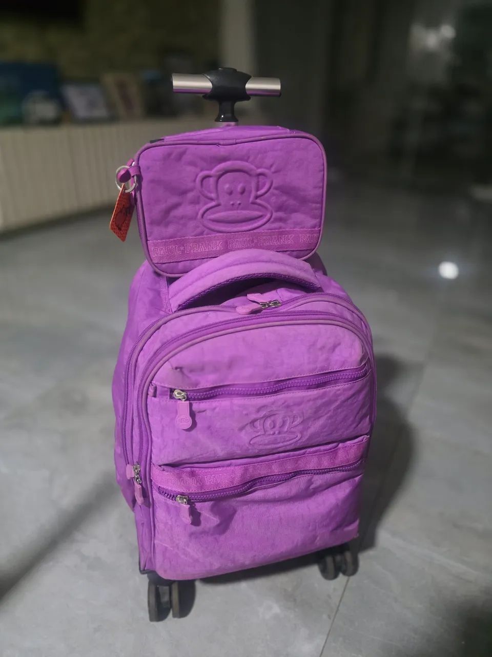 Mochila Rodinhas sestini com estojo