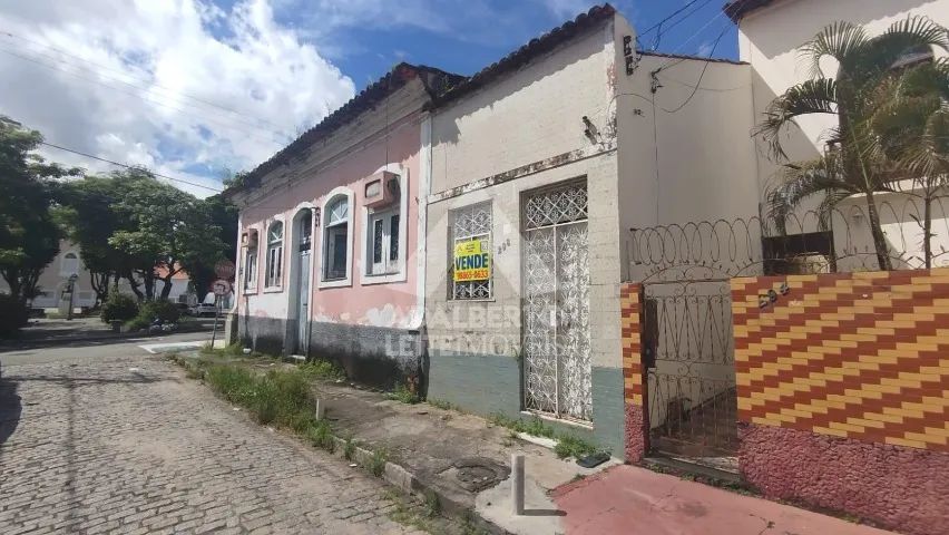 Casa no centro com 2 quartos - Foto 2