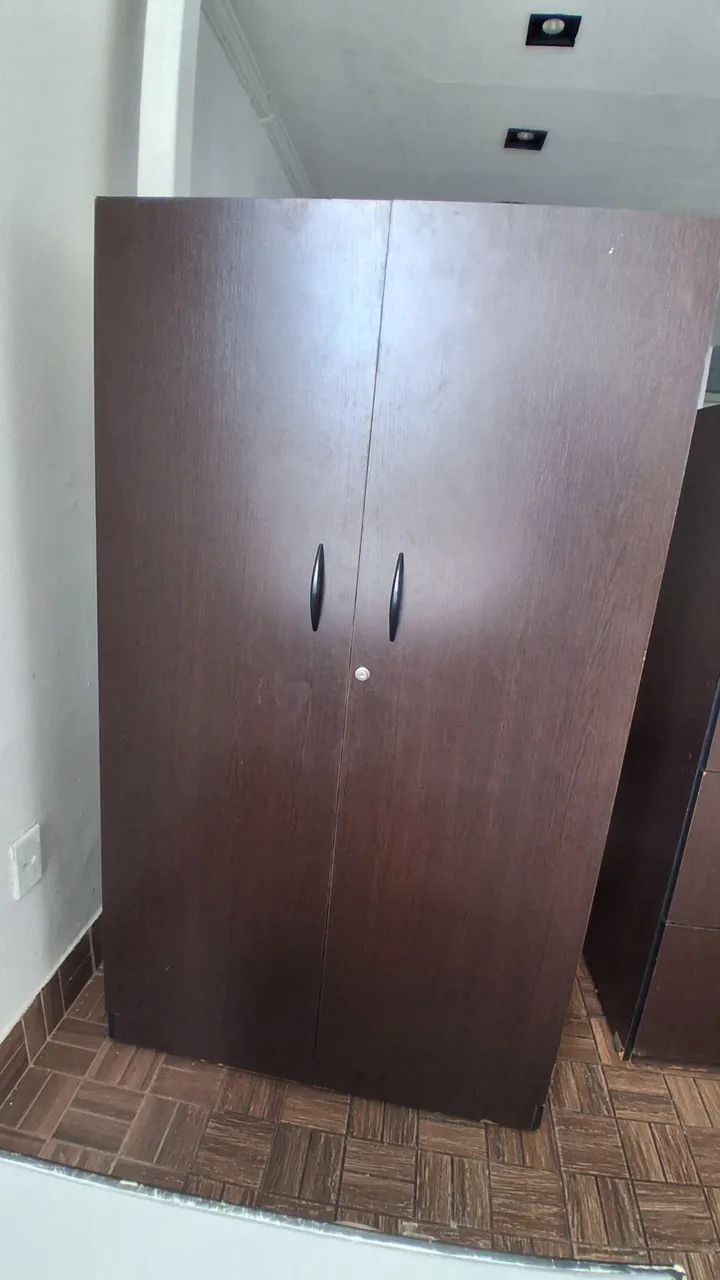 Armário multiuso 
