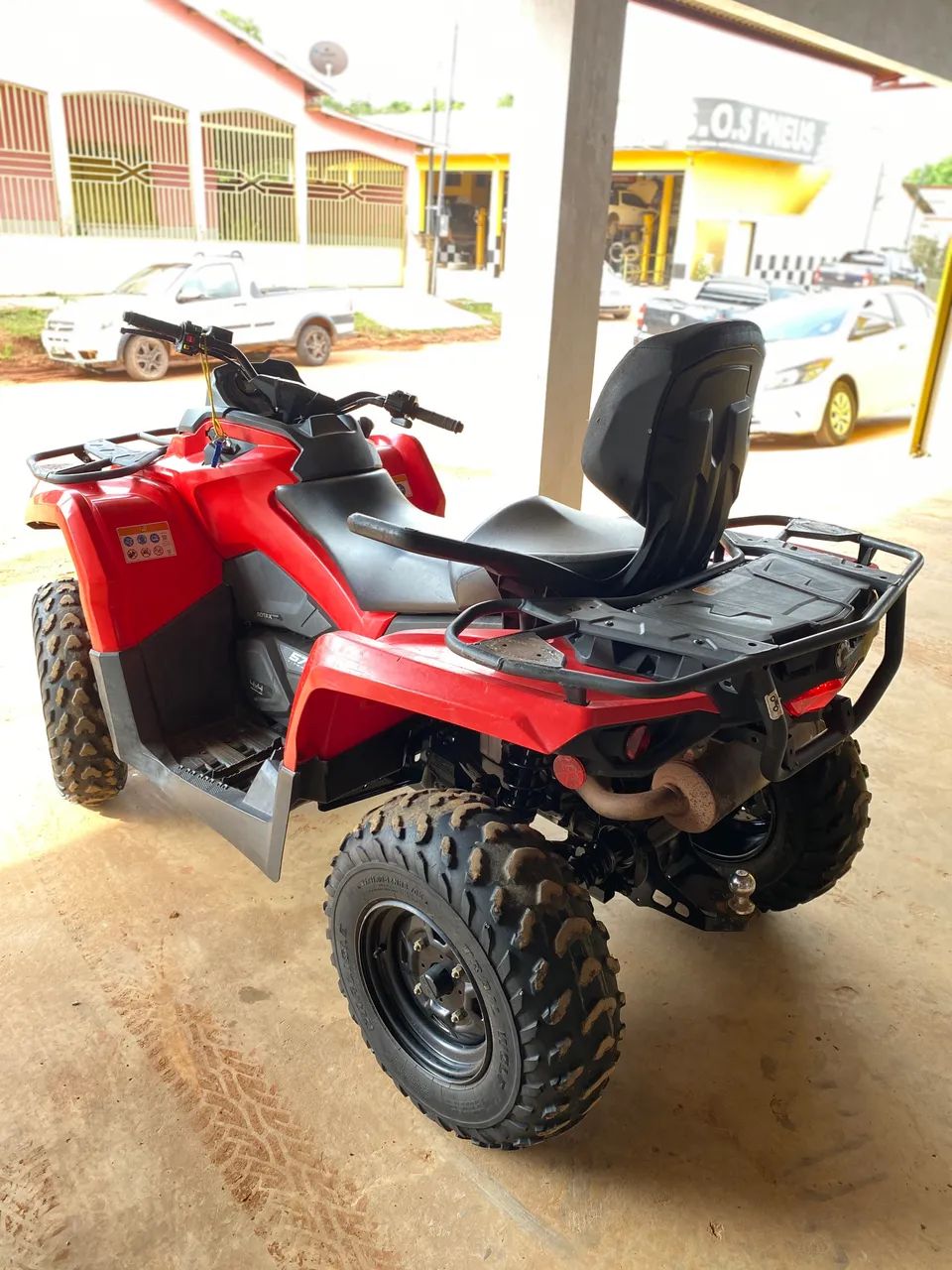 Quadriciclo can am 570 4x4 - Foto 2