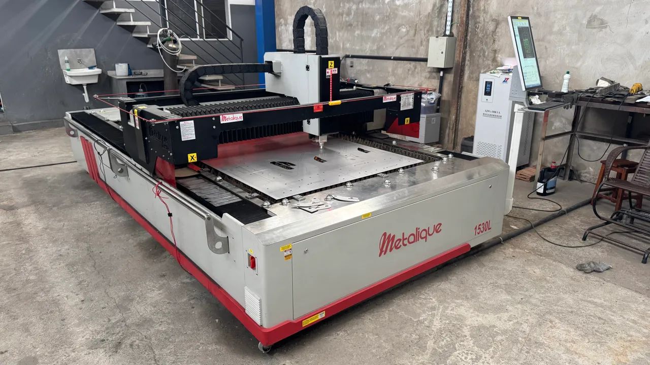Máquina de Corte à Laser 