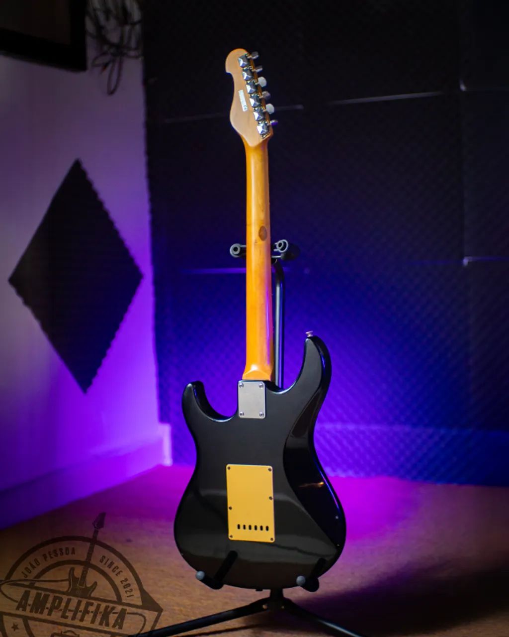 PROMOÇÃO Guitarra Yamaha EG112 Stratocaster Black - Instrumentos