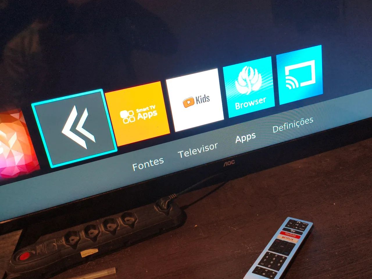 Estou vendendo TV 43 polegadas pegando tudo perfeito - Foto 3