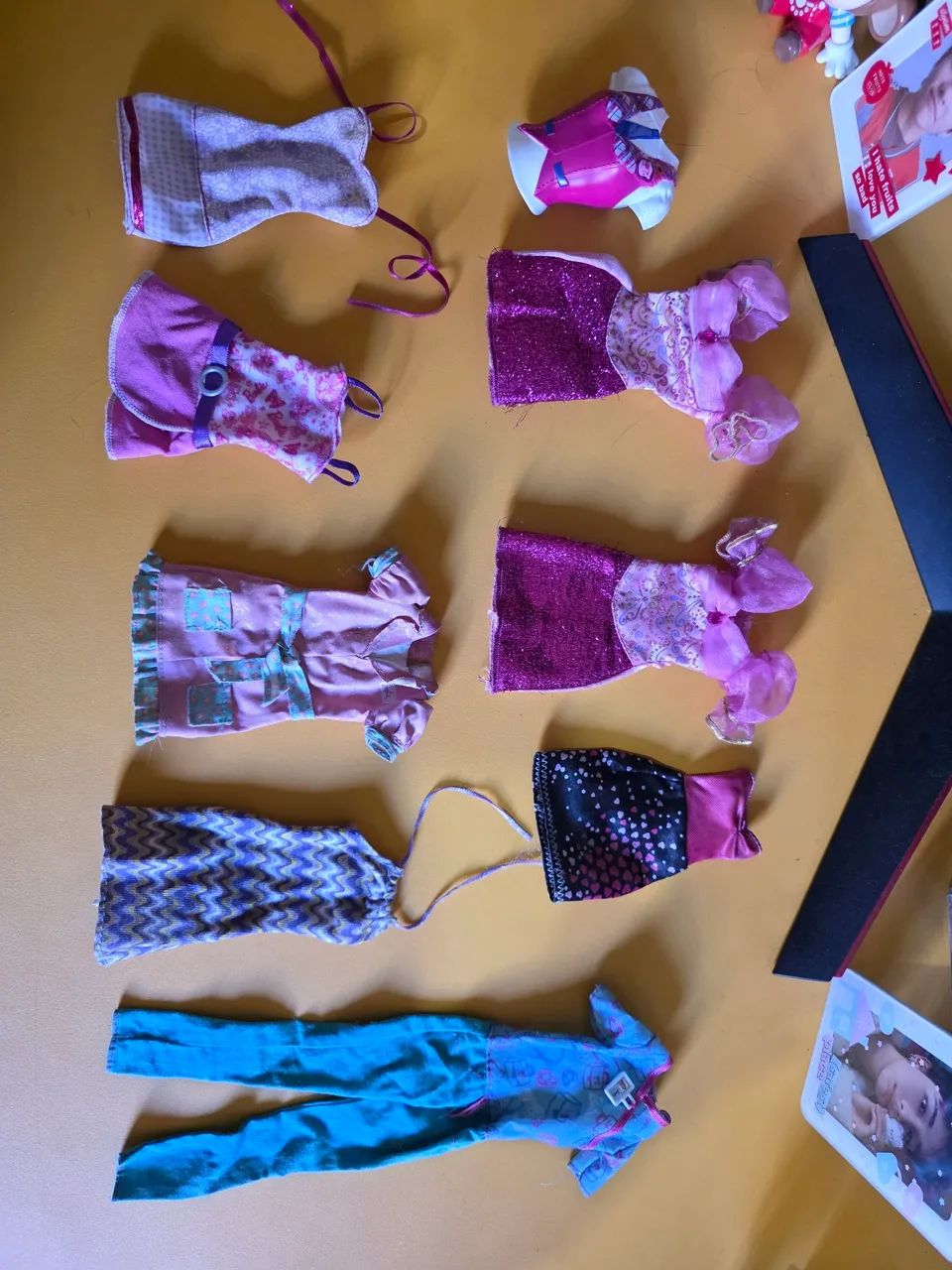 Lote de Roupas Barbie e Ken - Original