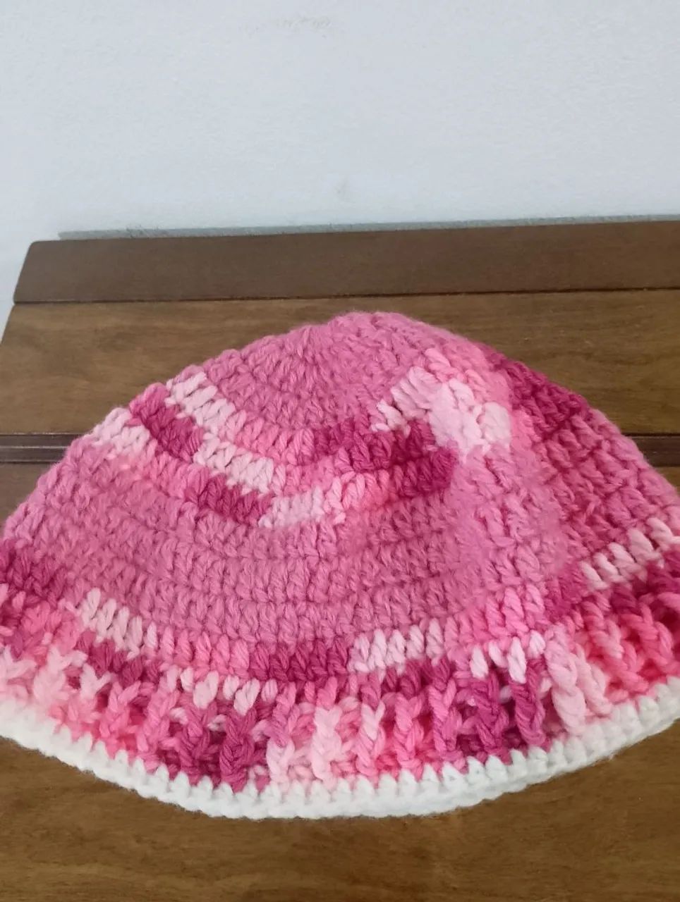 Cachecol , CALÇA, CAMISETA E GORRO DE EXCELENTE QUALIDADE E ESTADO  - Foto 2