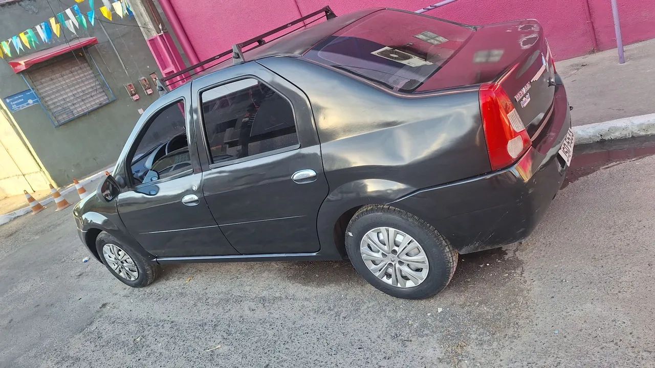 Renault Logan LOGAN Authentique Hi-Flex 1.0 16V 4p 2010