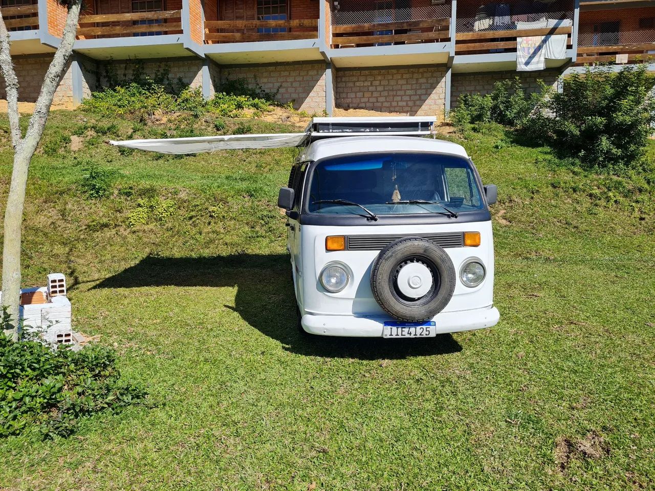 Volkswagen Kombi Standard/ Luxo/ Serie Prata 1999