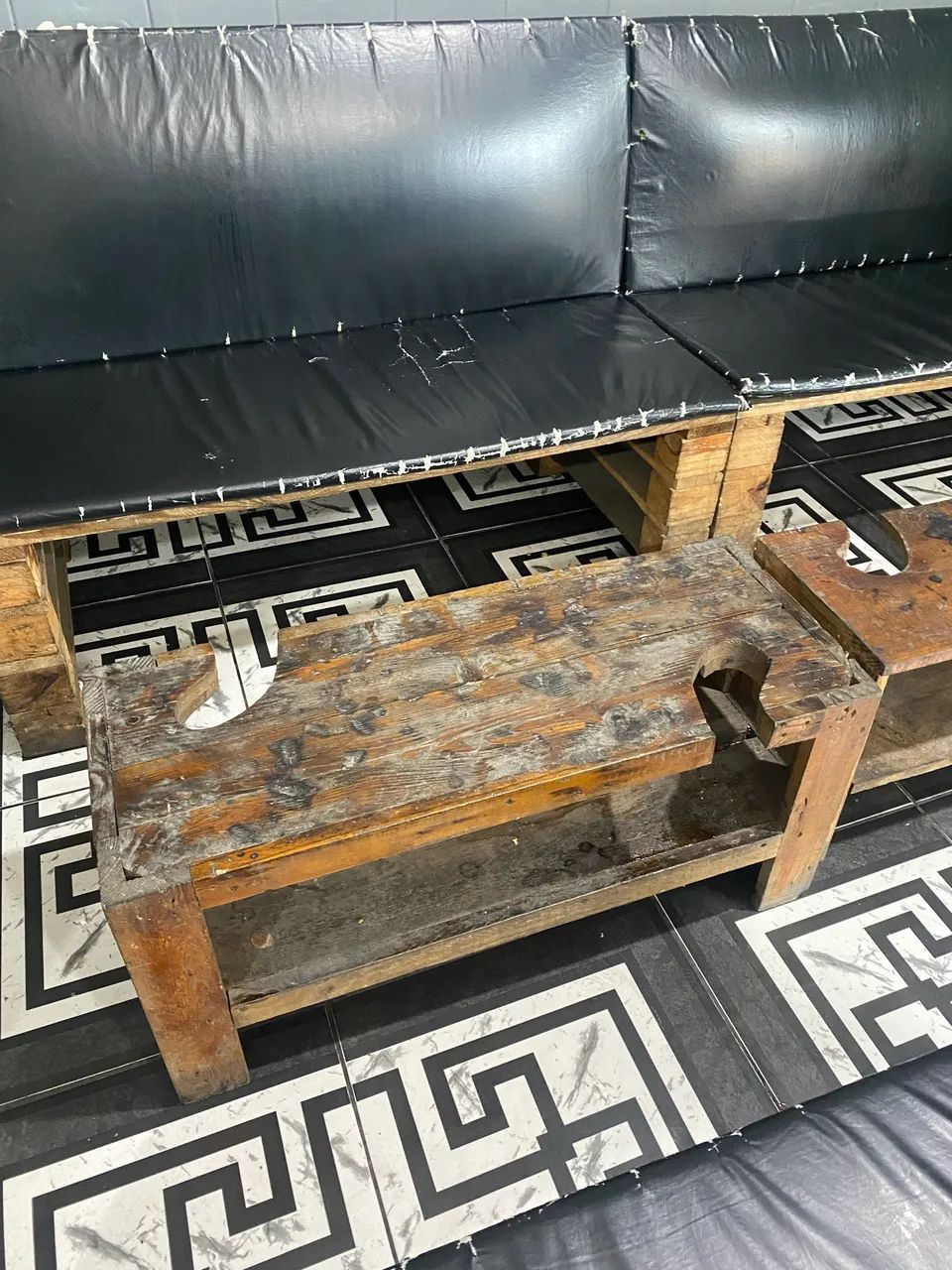 Vende se mesas de narguilé para adega  - Foto 2