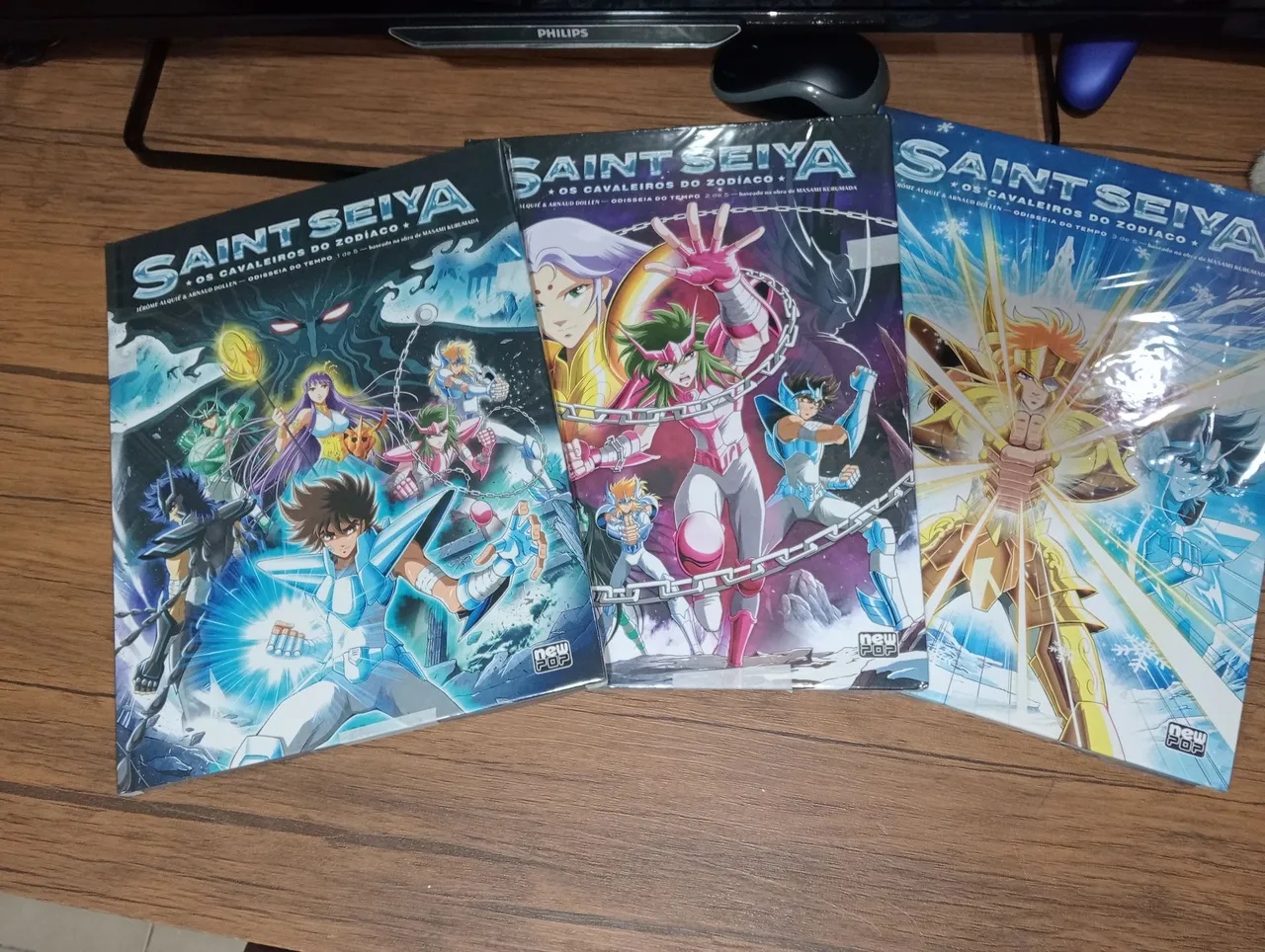 SAINT SEIYA LOST CANVAS VOLUMES 1 ao 17 - Livros e revistas