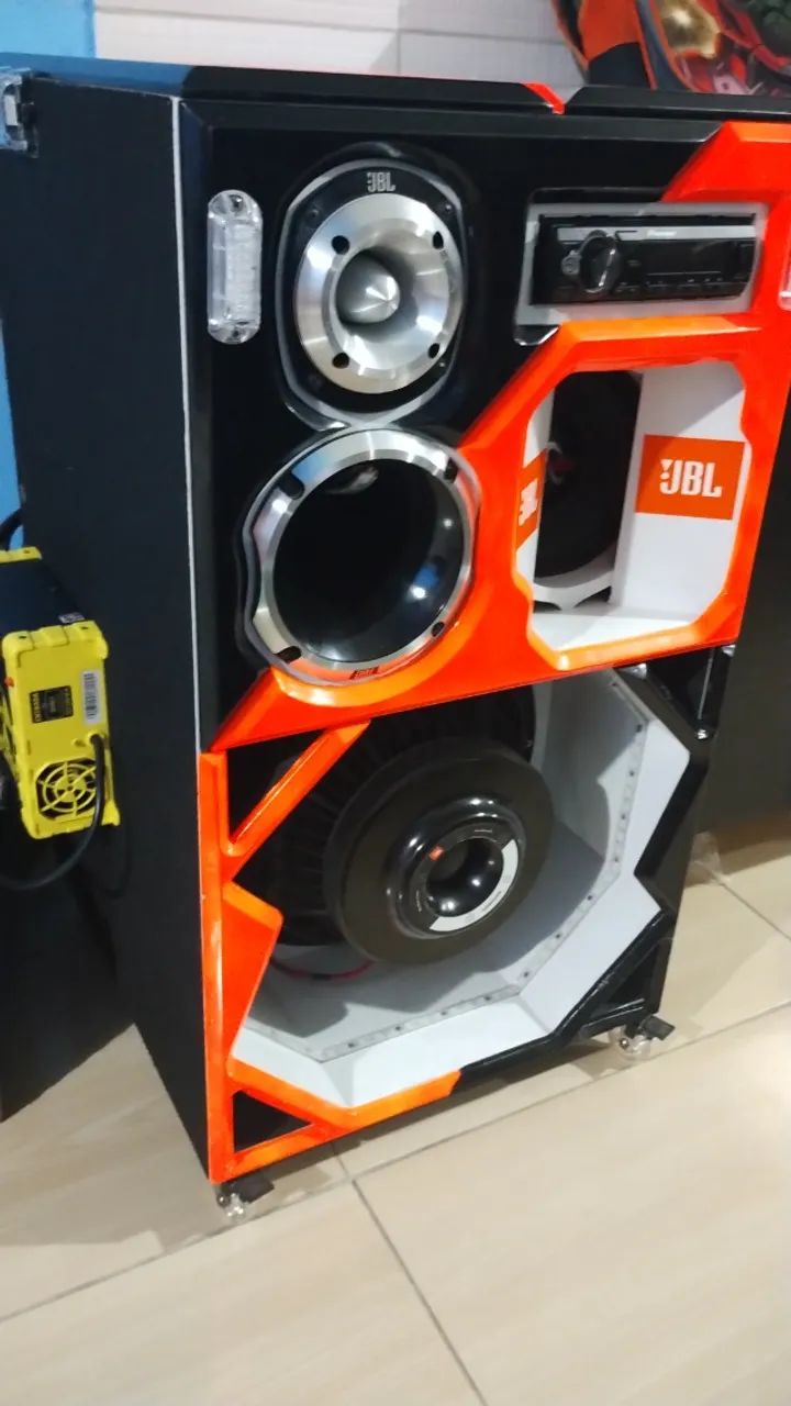 Som automotivo caixa bob
