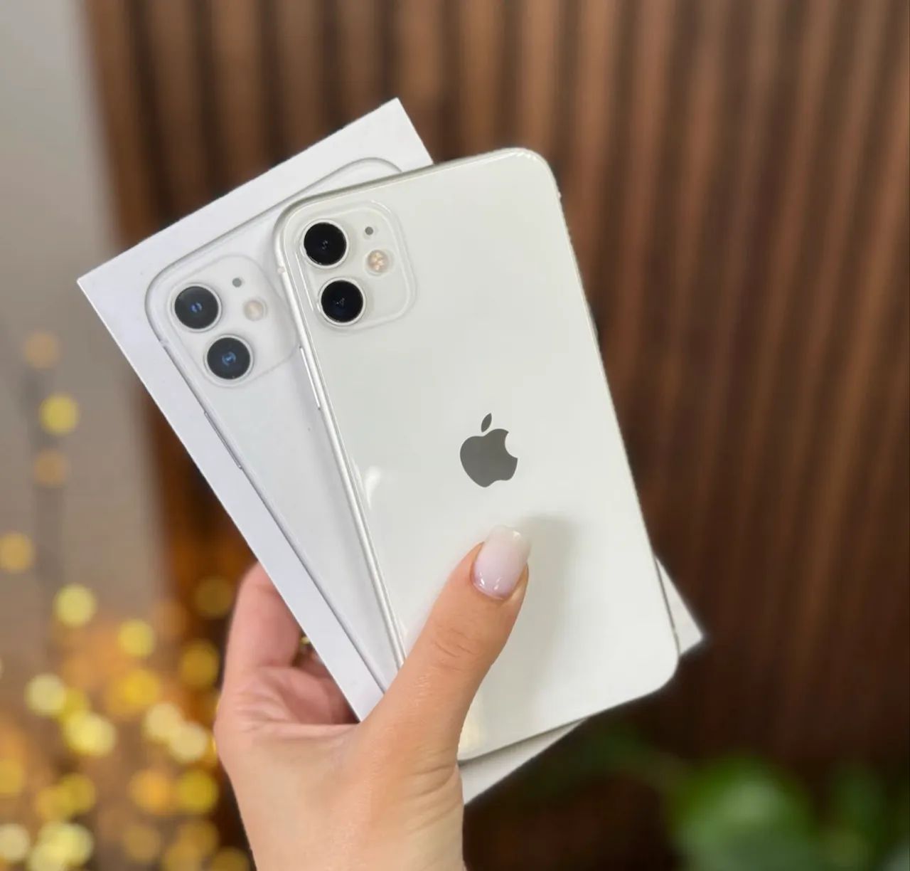 Iphone 11 com caixa e acessórios! Aceito cartão 