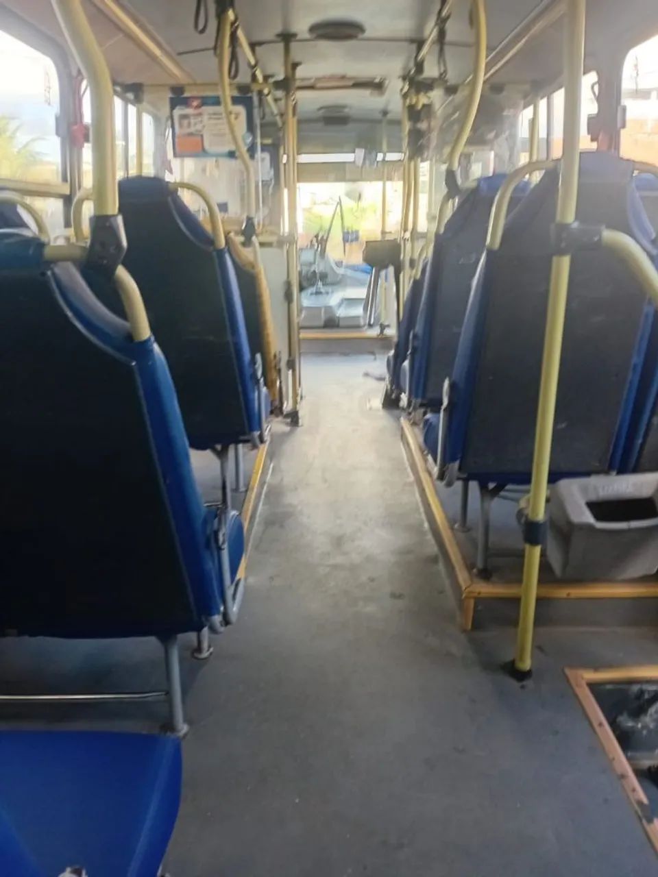 Vendo Micro-ônibus 2012  - Foto 4