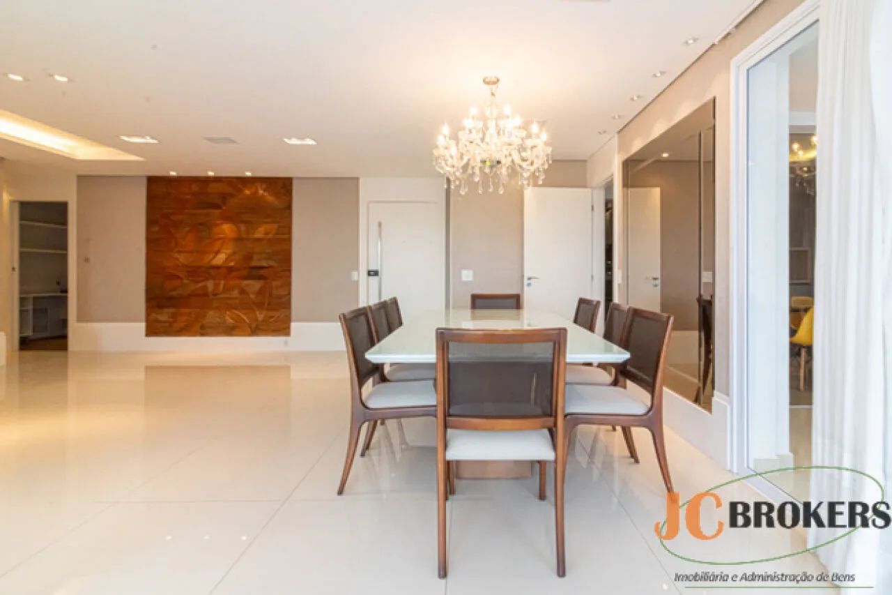 Apartamento com 194m² de área útil, 3 suítes, 4 vagas - Foto 3