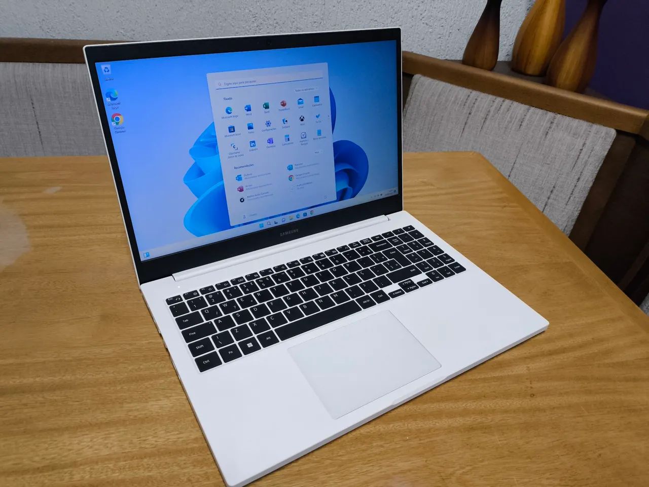 Notebook Samsung book branco, tela Full HD, com SSD M2 nvme, windows 11 - Foto 2