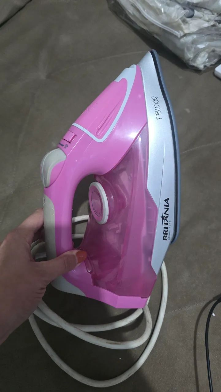 Ferro de passar roupa 220w 