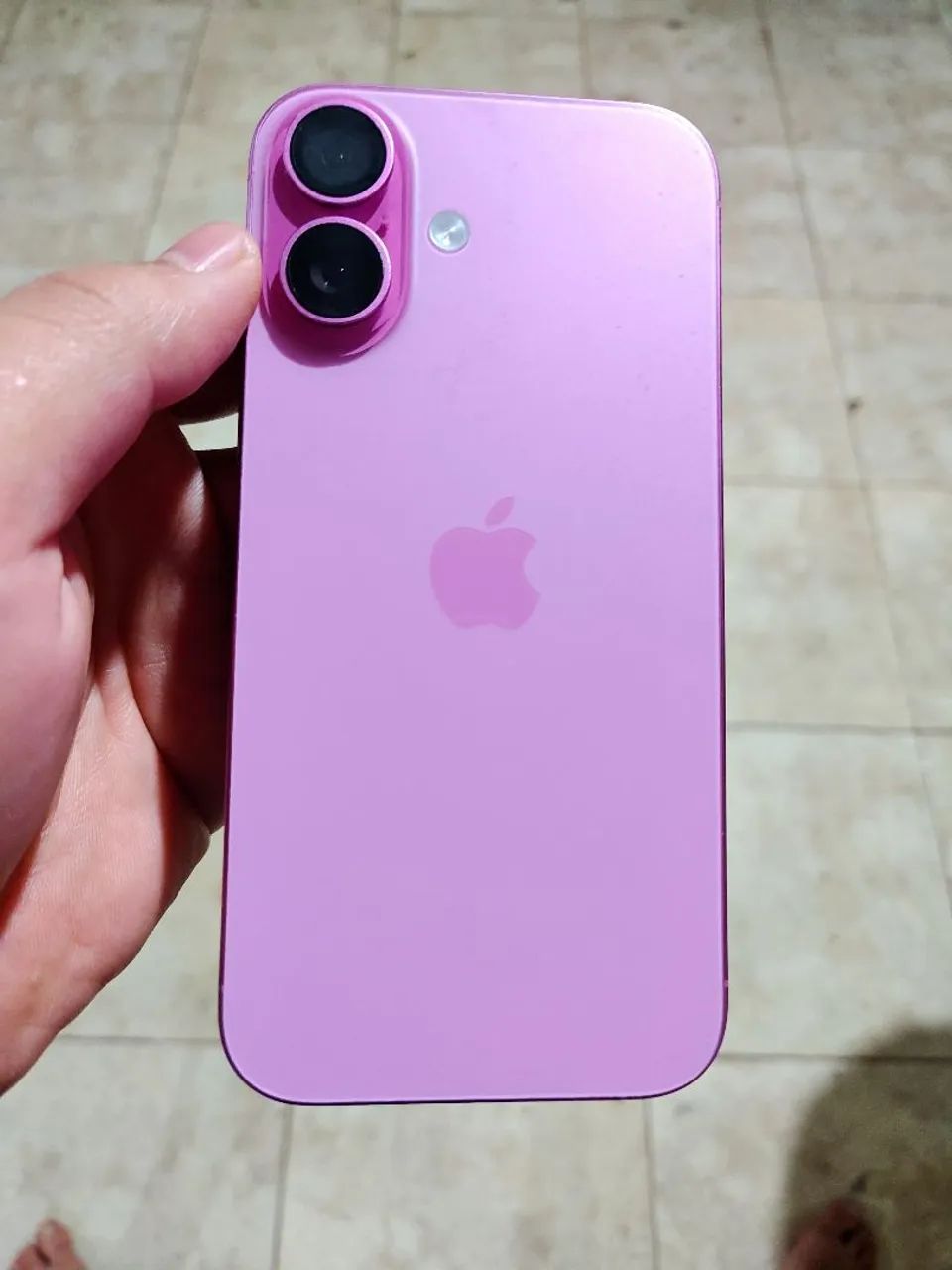 iPhone 16 120 GB