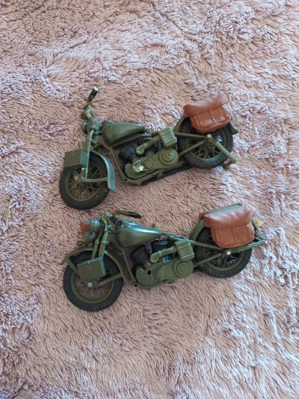 DUAS Miniaturas Harley Davidson WLA 1942  - Foto 2