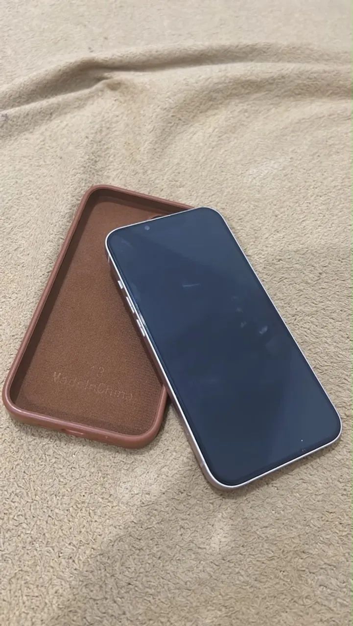 iPhone 13 (256GB) 