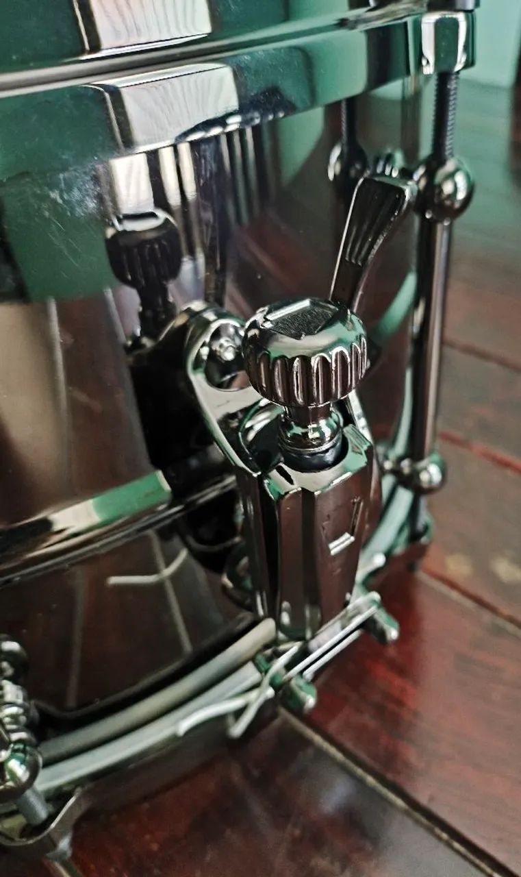 Caixa Ludwig Universal Brass 13x7" (Nova) - Foto 5