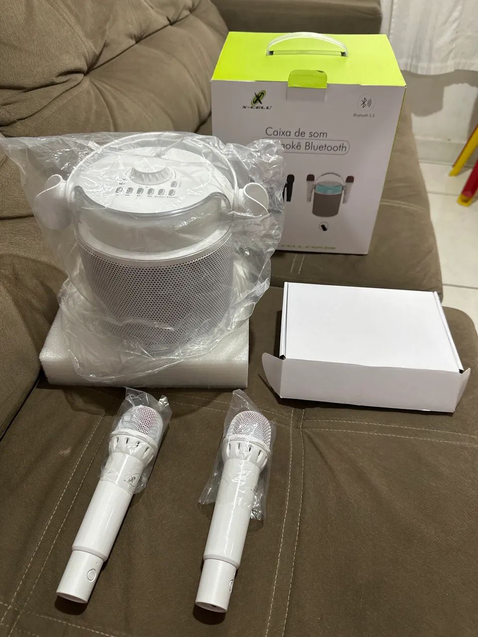 Vendo caixa de som Karaokê e Bluetooth nova - Foto 3