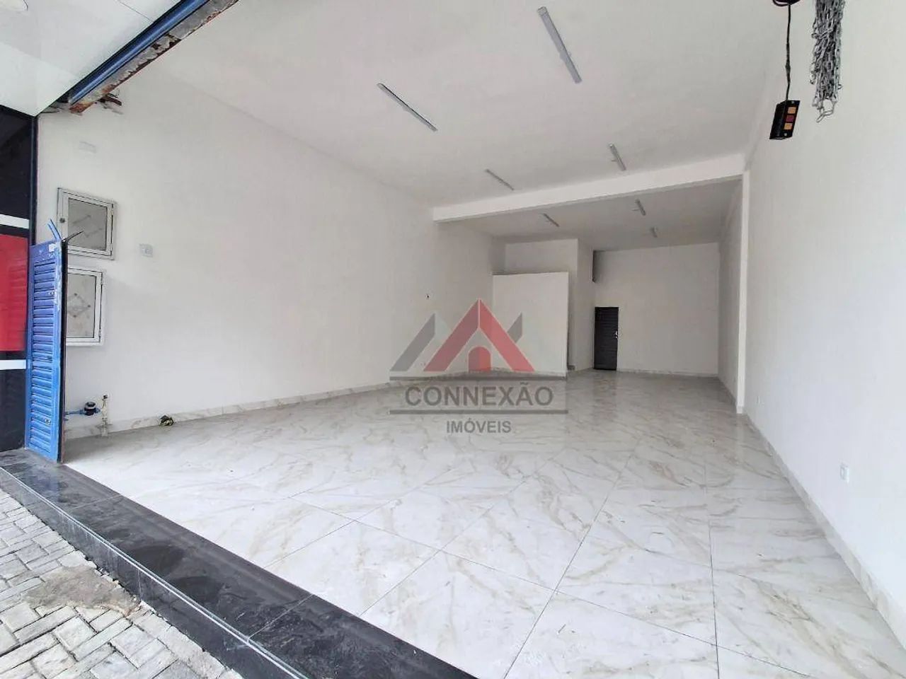 Salão para alugar, 105 m² - Calmon Viana - Poá/SP - Foto 2