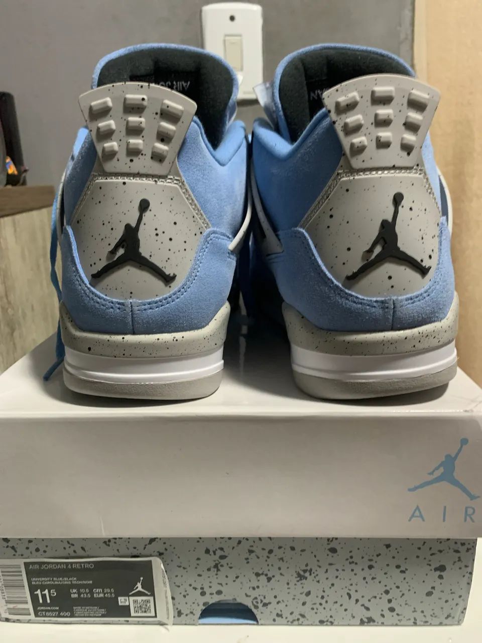 Jordan 4 University Blue  - Foto 4
